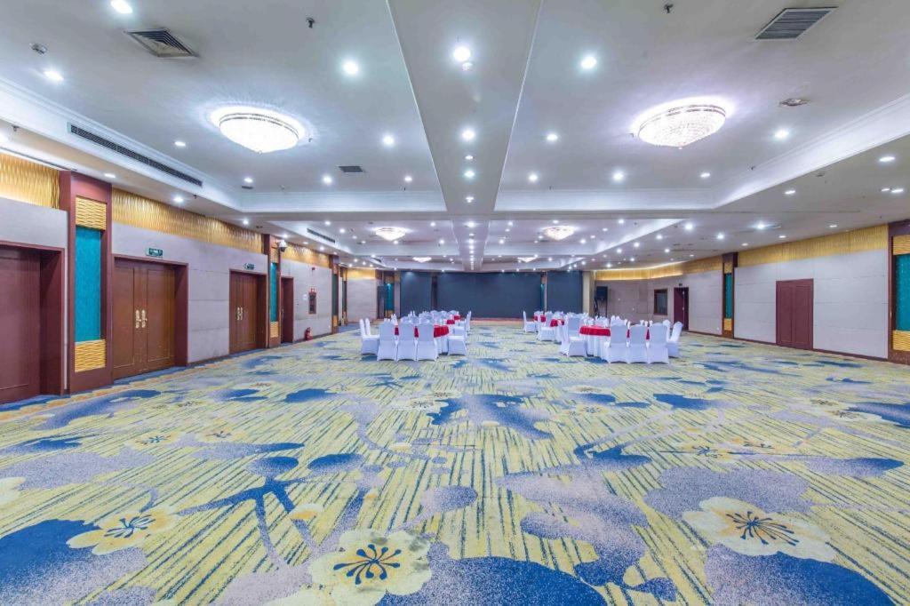 Changchun Garden Hotel Esterno foto